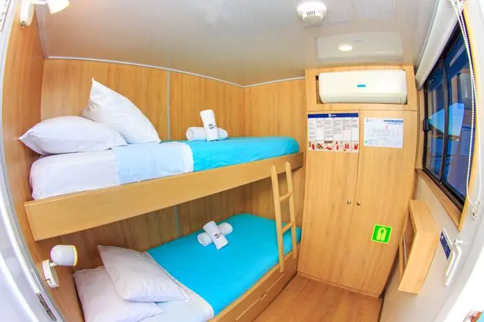 Twin cabin on the Aqua
