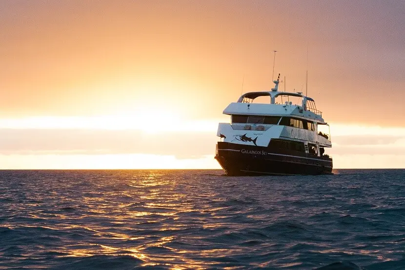 The Galapagos Sky under way at sea