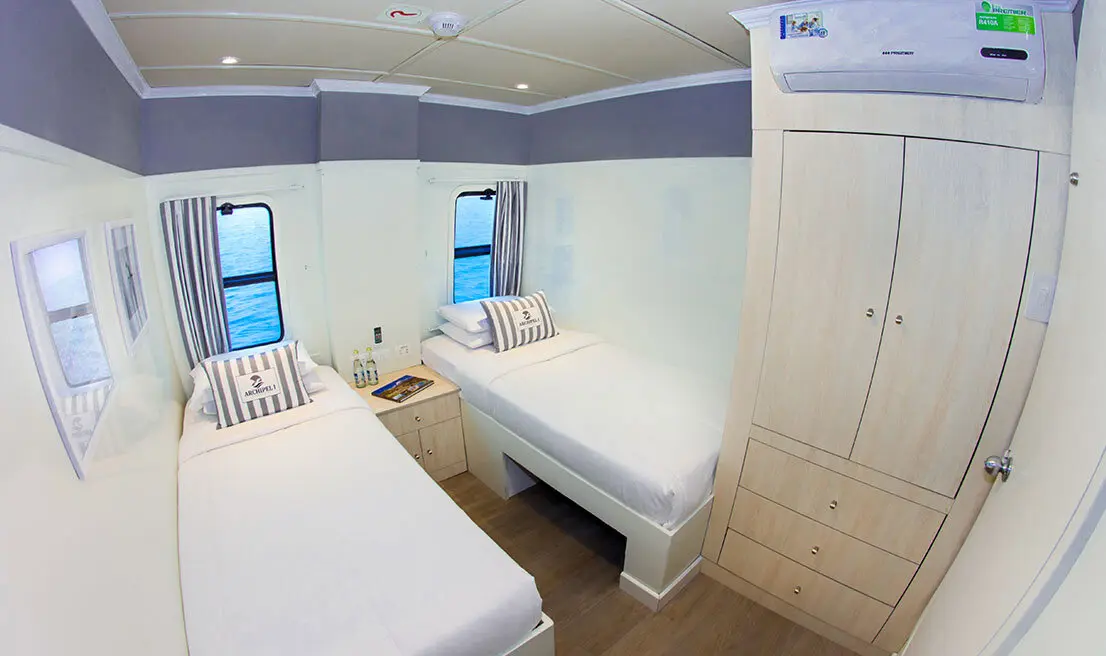 Double cabin on the Archipel I