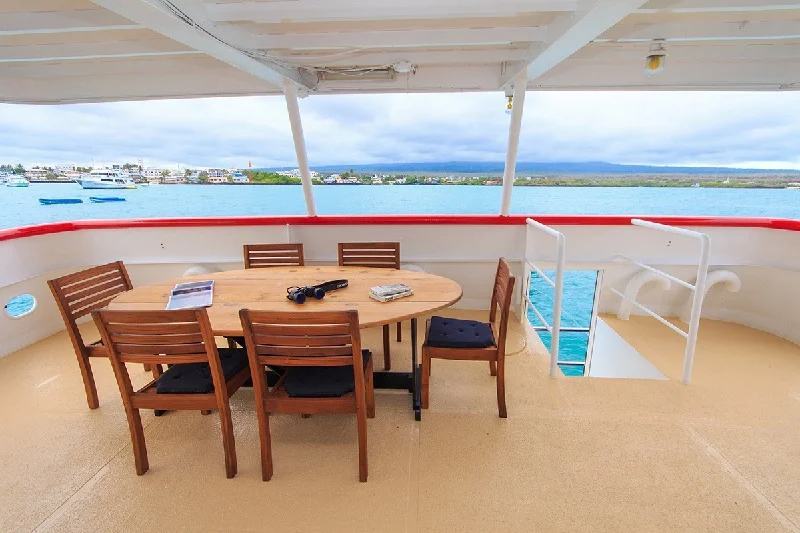 The Cachalote Explorer under way in the Galapagos Islands