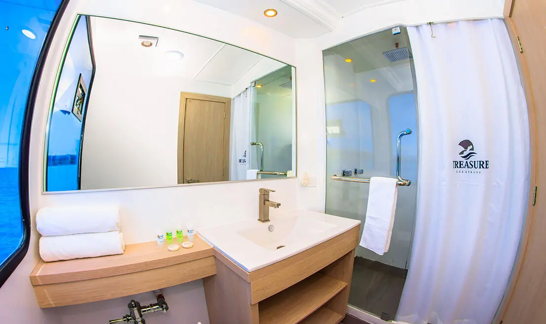 Private bathroom on the Treasure catamaran
