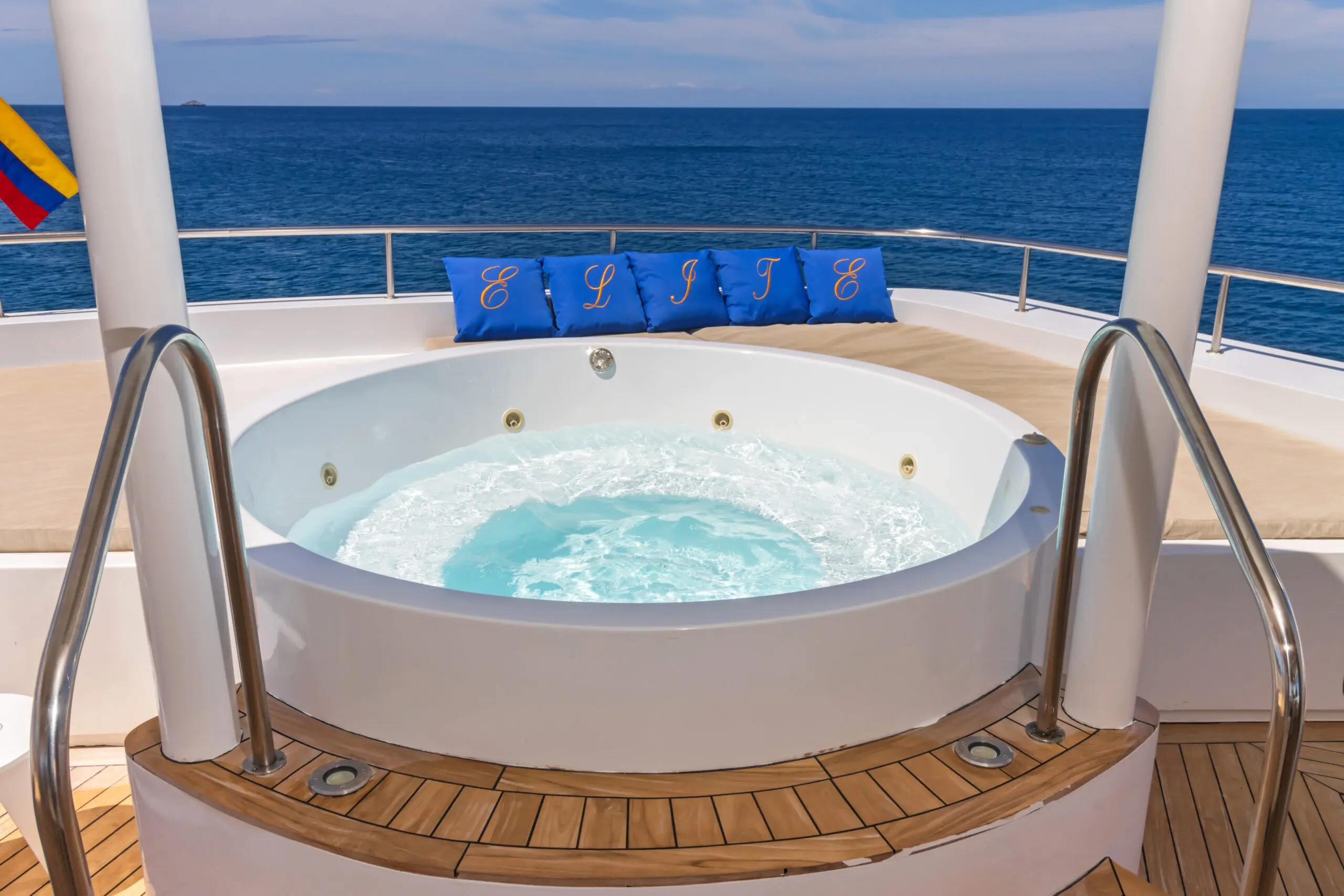 Jacuzzi on the sun deck of the Elite