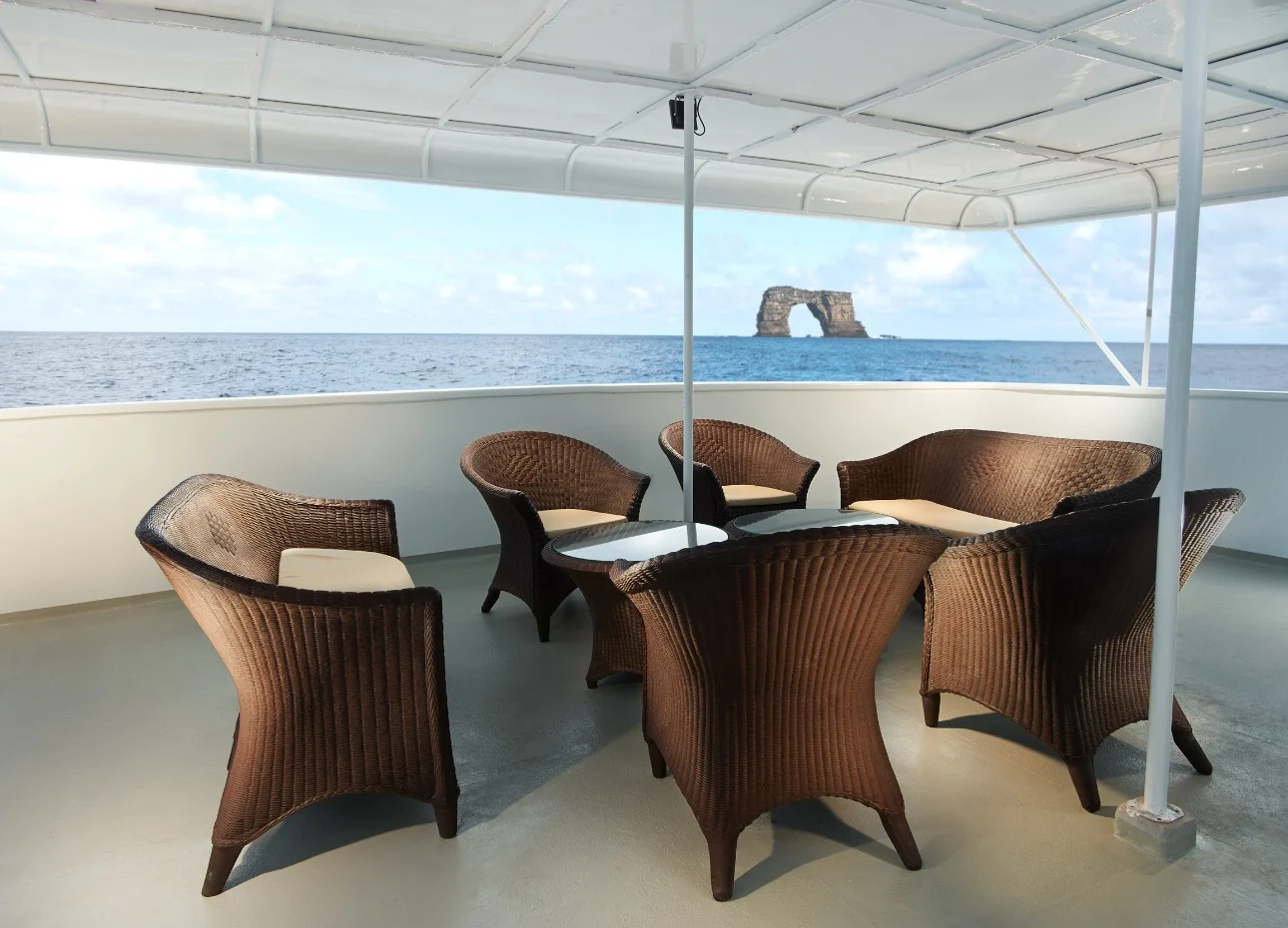 Outdoor lounge on the Galapagos Master
