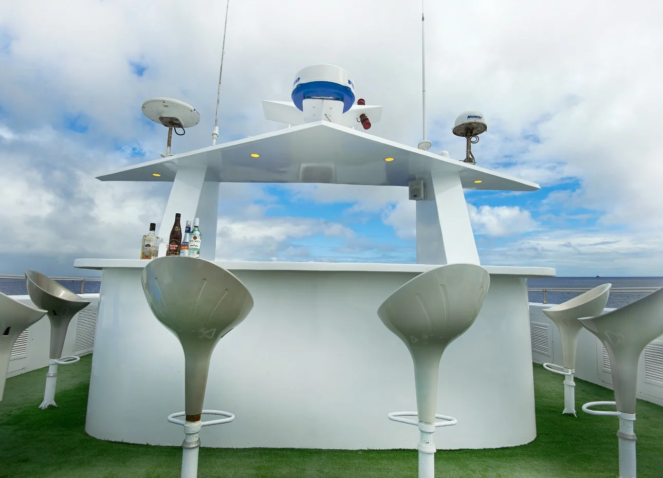Top deck bar on the Galapagos Master